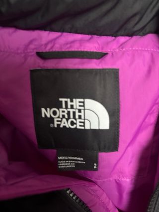Chaqueta The North Face Fucsia y Negra