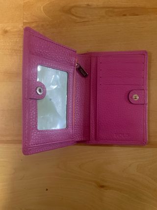 Cartera de piel rosa de la marca tous