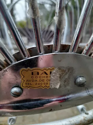 Cuna bebé metal vintage