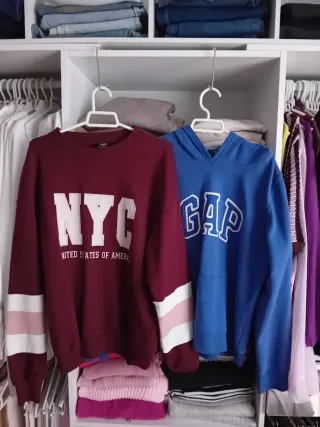 2 Sudaderas Gap (Azul y Roja) + Regalo