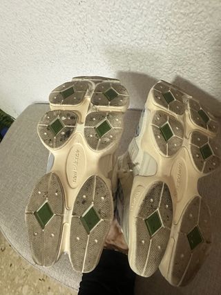 New Balance 9060 reflectante