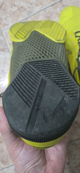 Zapatillas Nike Zoom Amarillas y Negras