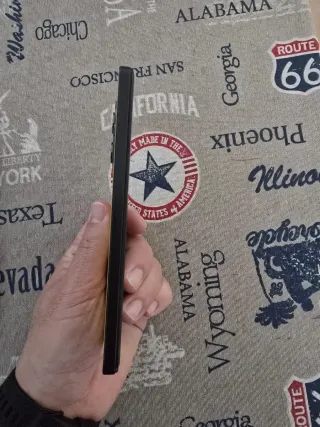 Xiaomi Poco X5 Pro 5G color amarillo