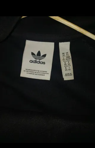 Conjunto Adidas Negro con Rayas Rasta