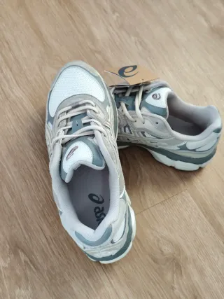 Asics NYC Gel Zapatillas Deportivas Gris Blanco