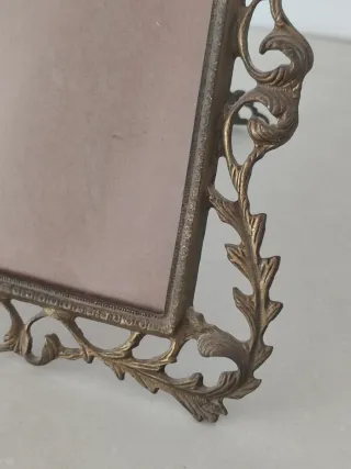 Marco de bronce vintage decorativo
