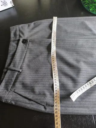 Falda Zara Gris Talla XS