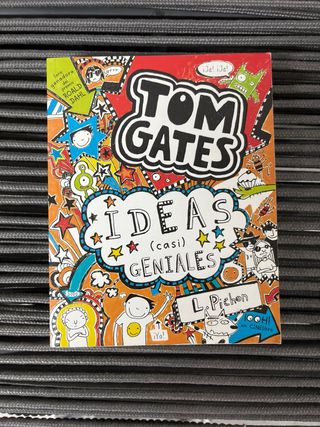 Tom Gates - Una suerte (un poquitín) genial (Sp...