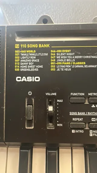 Teclado Casio CTK-2400