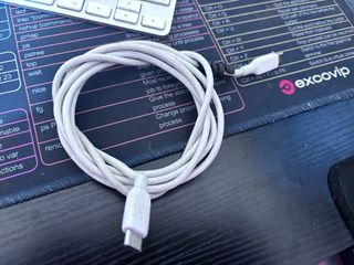 MacBook Pro 2018 i7 32GB RAM 1TB SSD + extras