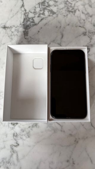 iPhone 11 64GB Negro