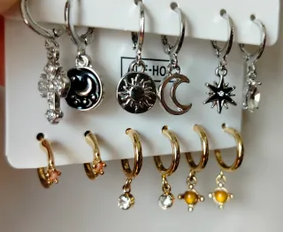 Set Pendientes Aro Luna Sol Estrella Cruz.