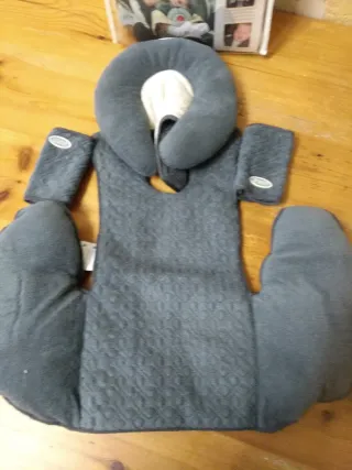 JJ Cole Body Support para bebé