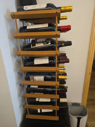 Botellero de madera para 32 botellas