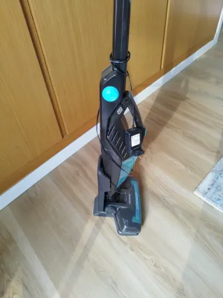 Aspirador Cecotec portátil