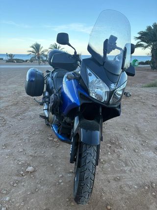 Suzuki DL 1000 Moto