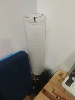 Lámpara de papel cilíndrica