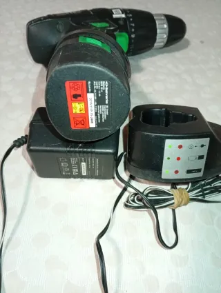 Taladro Bavaria 12V con batería y cargador