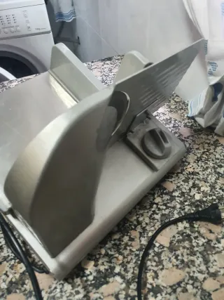 Cortadora de fiambre profesional