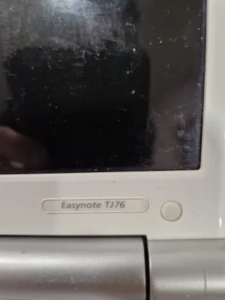 Packard Bell Portátil Blanco y Plateado