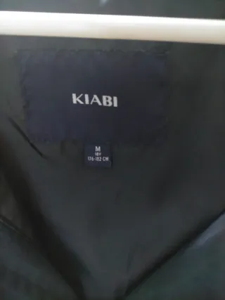 Chubasquero , cortavientos azul con capucha