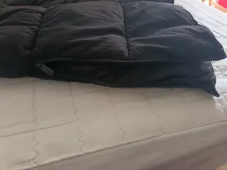 Abrigo negro largo y calentito