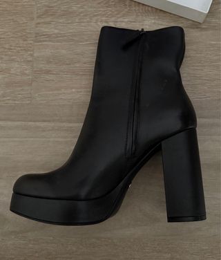 Botines de piel Zara negros