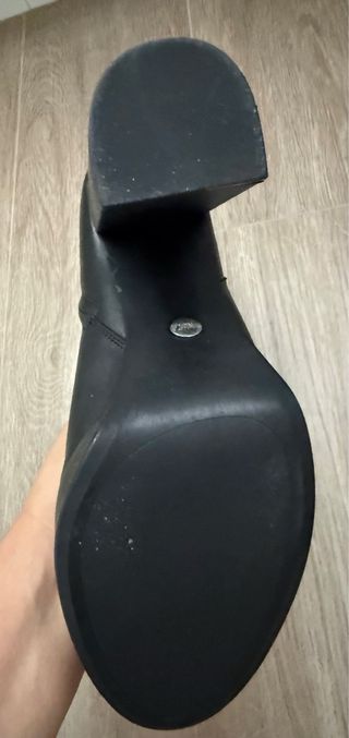 Botines de piel Zara negros