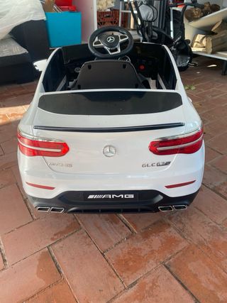 Coche eléctrico Mercedes benz