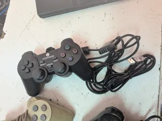 PlayStation 2 Slim SCPH-70004 Nera