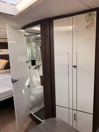 Hobby Prestige 620 CL  Caravana totalmente autonom