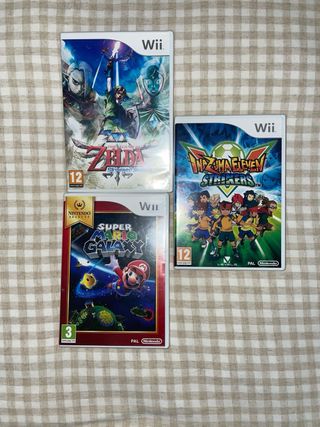 Nintendo Wii Negra con Juegos y Mandos