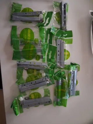 10 Pinze magnetiche push-to-open