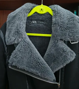 Chaquetón Zara ante negro talla S