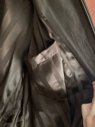 Bomber de piel con detalles de pelo