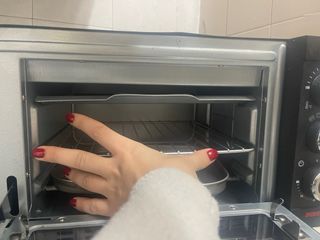 Mini horno eléctrico QUIGG 1200W– NUEVO a estrenar