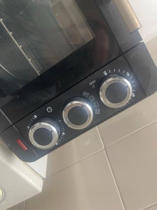 Mini horno eléctrico QUIGG 1200W– NUEVO a estrenar