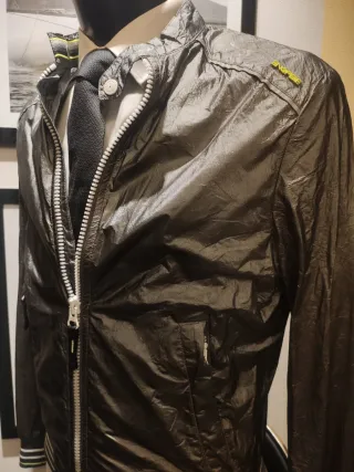 Bomber técnica Energie Negra