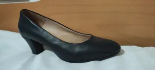 Zapato tacón azul marino