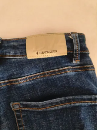 Pantalón flare Stradivarius Talla 34