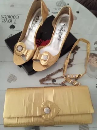 Conjunto Zapatos y Bolso Mujer Dorado