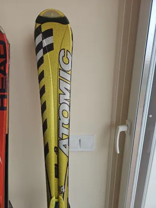 Esquís HEAD y ATOMIC