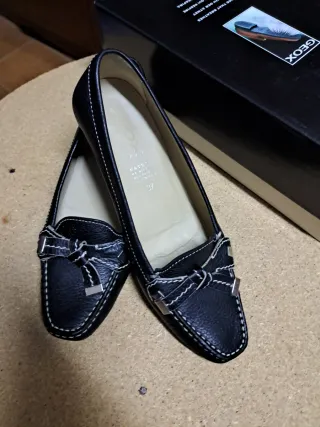 Mocasines Geox Negros Talla 37