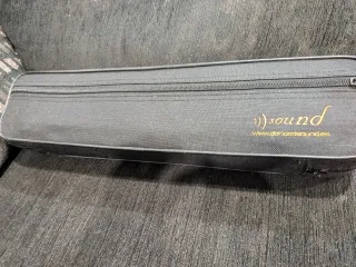 Flauta travesera llaves abiertas