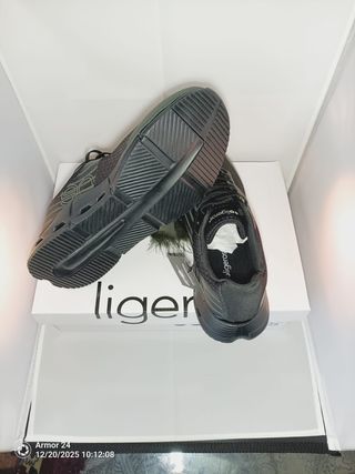 Zapatillas Ecoligeros Talla 41 Nuevas