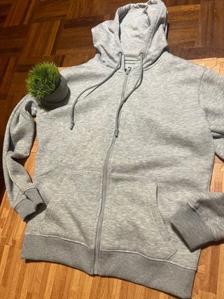 Felpa grigia con zip taglia S