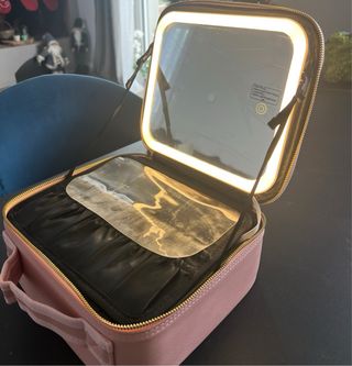 Beauty case rosa con specchio LED