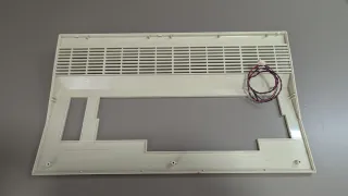 Carcasa Commodore 64C con teclado