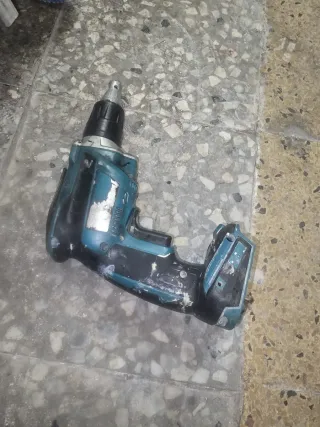 Atornilladora Pladur Profesional maquita