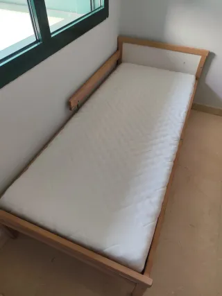 Pack cama Ikea SNIGLAR + colchón + protector